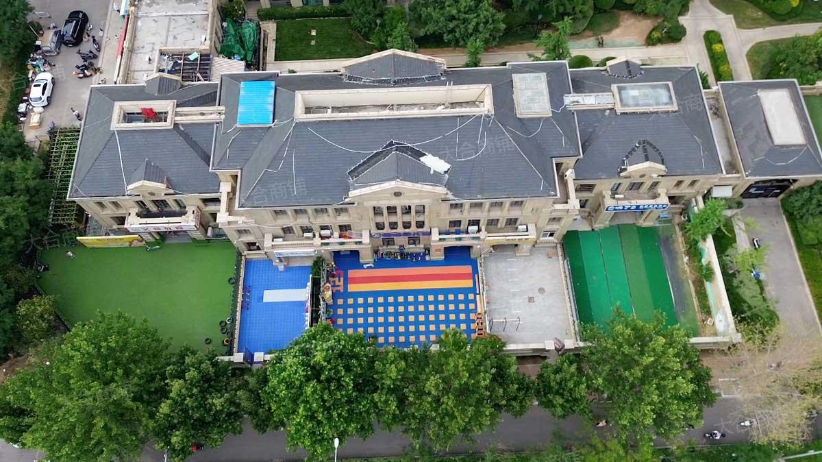 历下区 绿城百合花园 小海豚幼儿园 沿街独栋 420m² 1000万 带院子
