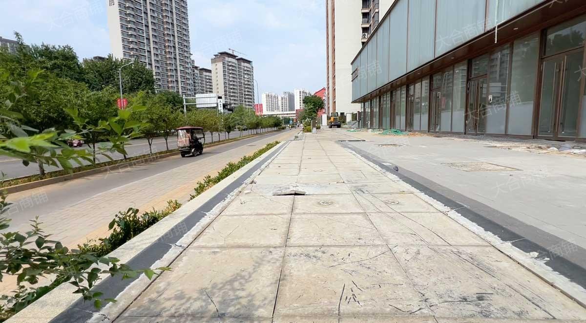 槐荫区 新城时光印象 沿街独栋 1203m² 2080万 带停车场