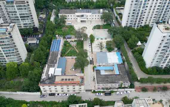 济南市市中区颐和护理院4栋楼9000平1个亿送12亩院子