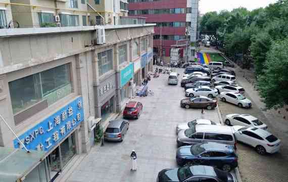 社区底商：城市生活的理想投资与便捷服务