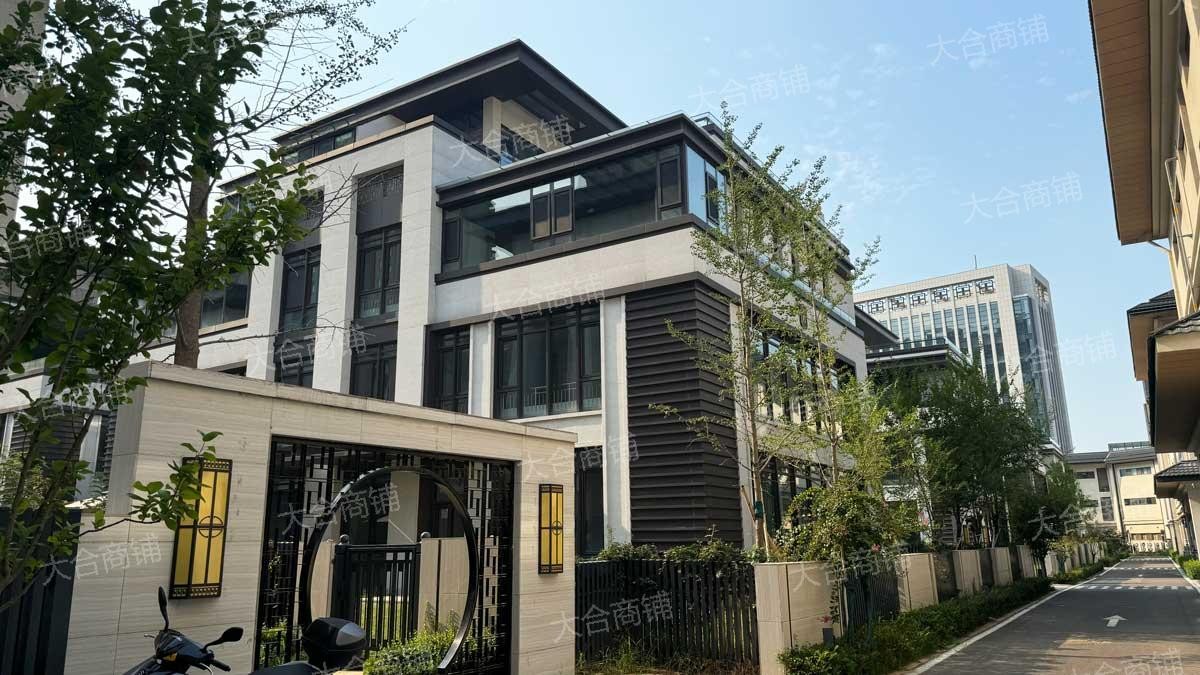 历城区 唐冶中路 国泰唐坊 独栋商墅 701m² 1100万 带院送停车位