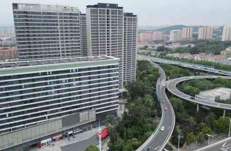 槐荫区 经十路 融创财富时代广场 纯写字楼 480m² 550万