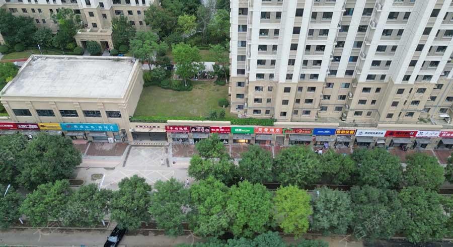 商业街店铺租金合适多少？