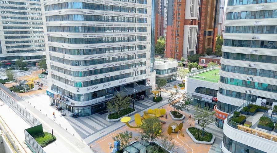 历城区 凤凰北路 万象新天 纯一层 55m² 140万 大堂口第一间