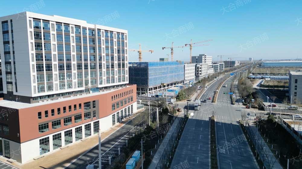 历城区 虞山路 长如祥智能创新产业园 整层写字楼 1000m² 390万