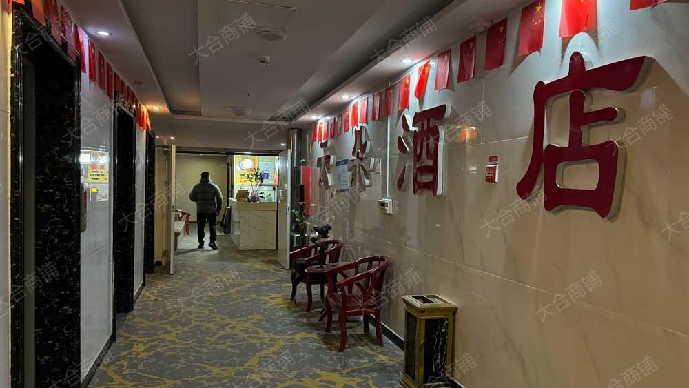 槐荫区 经十路 政务服务中心云朵酒店 955m² 480万 年租金35万
