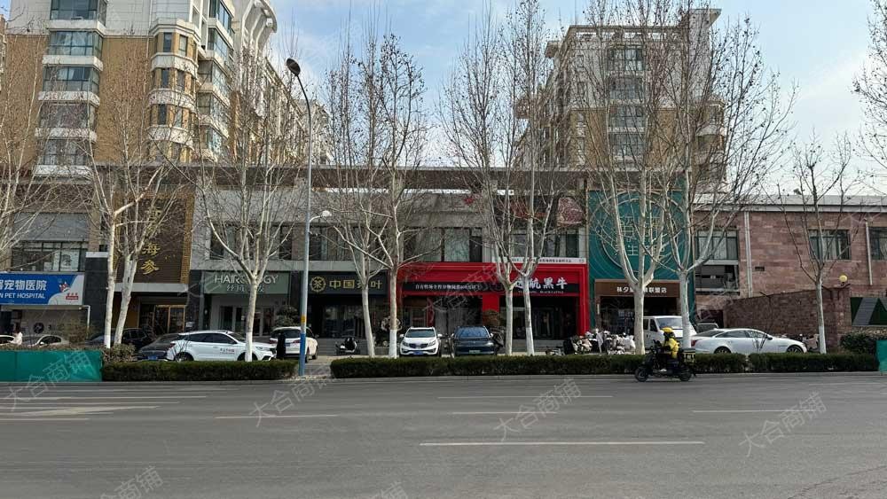 历下区 洪山路 炭烤黑牛 住宅底商 一拖二 150m² 550万