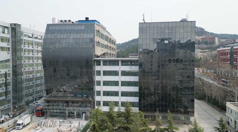 历城区 舜华路 齐鲁软件园 沿街独栋 10000㎡1.8亿 带院带13亩地