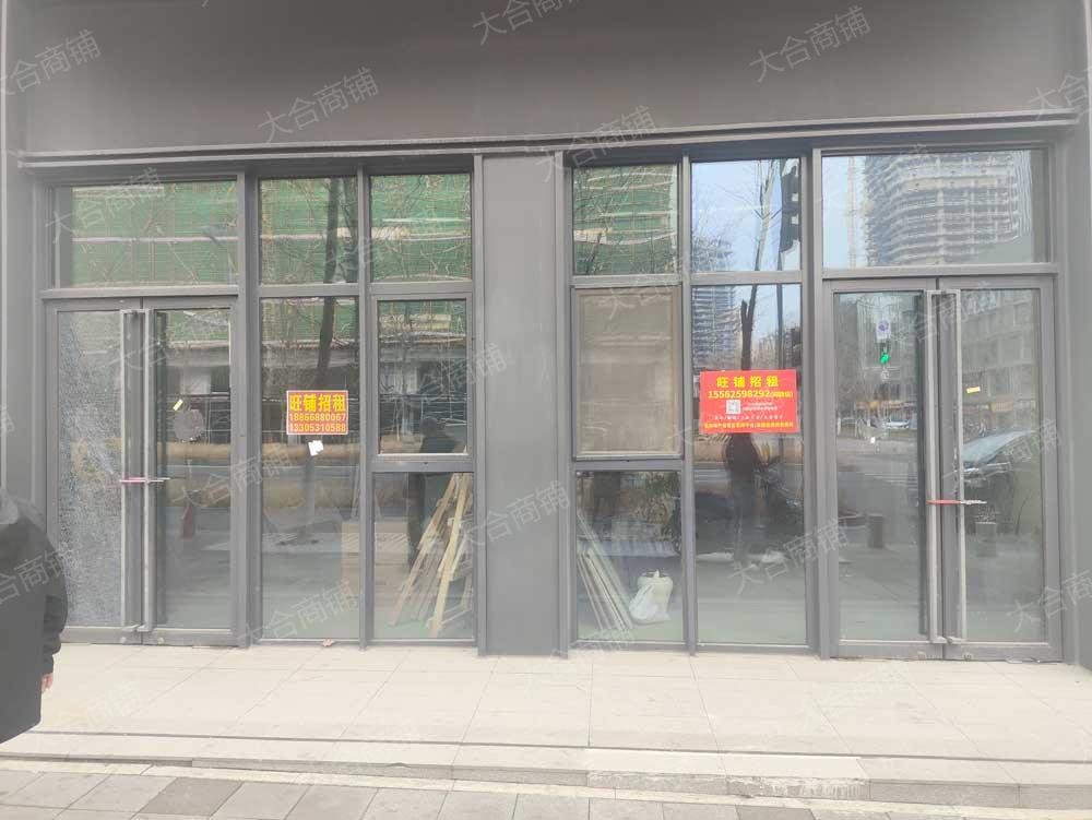 历城区 凤凰北路 天鸿万象东方 住宅底商 183m² 月租5000元