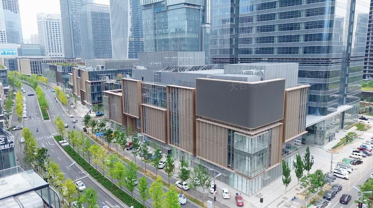 历下区 万科大都会 沿街独栋 22000m² 租金面议 带停车位