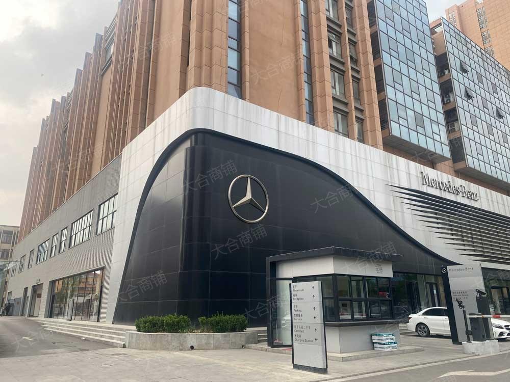 历城区 北园大街 奔驰4S店 纯二层 460m² 1