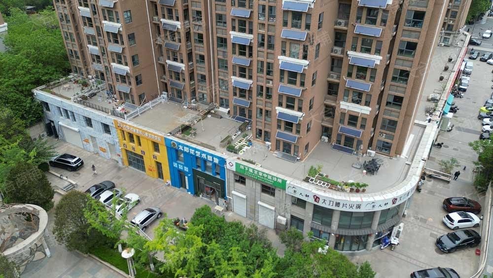 历下区 浆水泉路 黄金99景城 社区独栋 1186m² 年租金108万 带院子