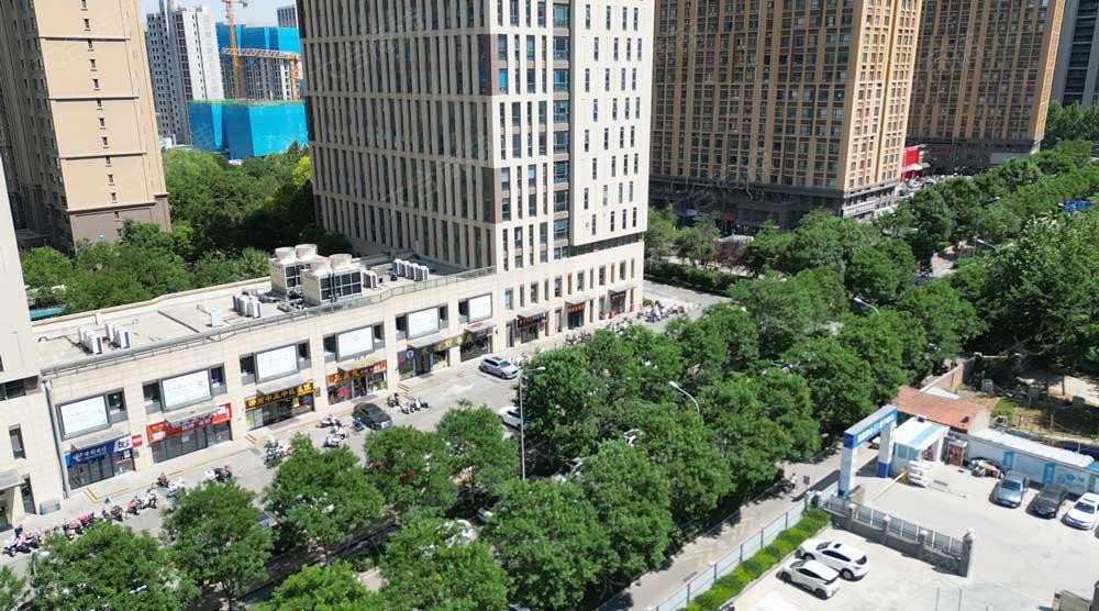 历下区 轻风路 鲁商盛景B座 纯写字楼 1200m² 1100万 能停车